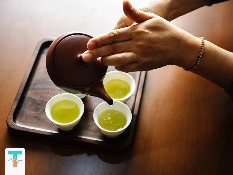 درمان آرتروز زانو در خانه با چای سبز|طب لاین شاپ