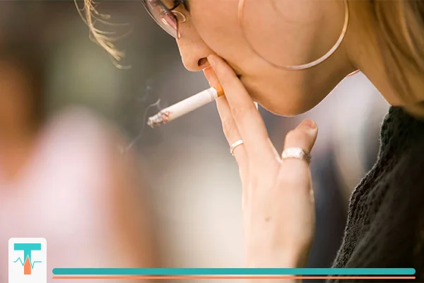 سیگار باعث افزایش احتمال ابتلا به پوکی استخوان می شود.