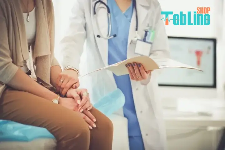 معاینه پزشکی برای تشخیص علت تکرر ادرار و کمر درد